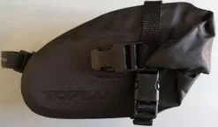 Topeak Wedge Drybag With Strap Mount (Medium) -Cases Salgsbutikk large adpic 7511913 1619078999