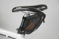 Ibera Strap-on Seat/Saddle Bag With Reflective Strip (1.5L Capacity) 6 Ibera Strap-on Seat/Saddle Bag With Reflective Strip (1.5L Capacity) -Cases Salgsbutikk large adpic3 1425881389 61198